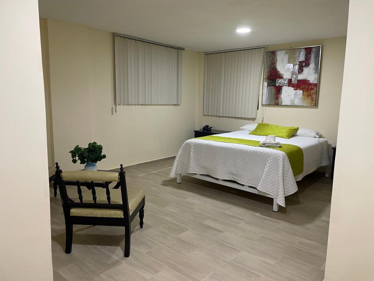 Terraza Dreams Hotel กีโต ภายนอก รูปภาพ