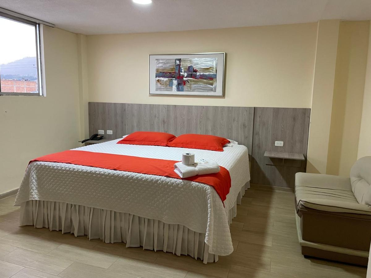Terraza Dreams Hotel กีโต ภายนอก รูปภาพ