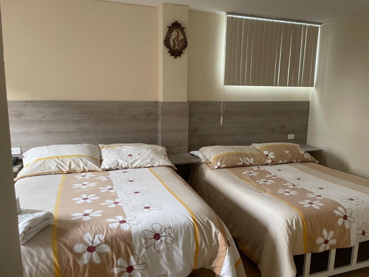 Terraza Dreams Hotel กีโต ภายนอก รูปภาพ