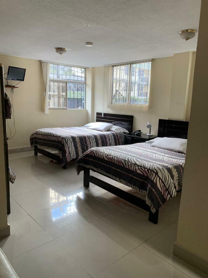 Terraza Dreams Hotel กีโต ภายนอก รูปภาพ